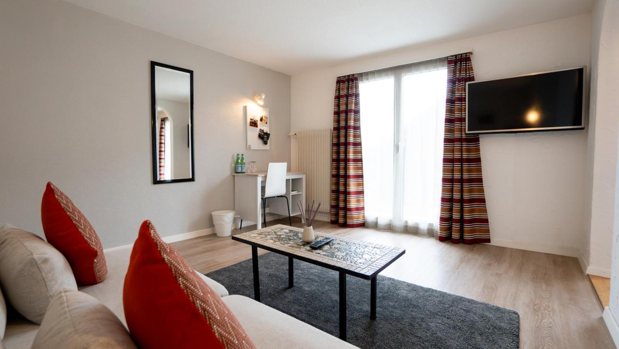 Hotel & Restaurant Roessli Stansstad Eksteriør bilde